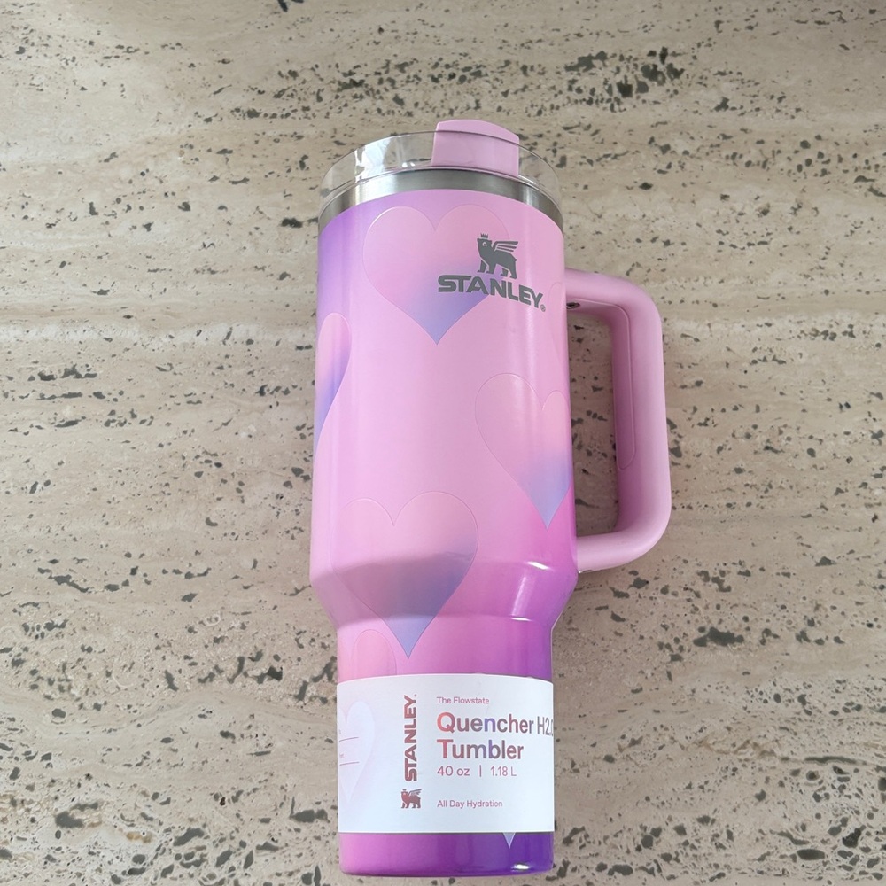 Stanley 40oz Stainless Steel H2.0 Flowstate Quencher Powder Pink Heart Gradient - Picture 4 of 7